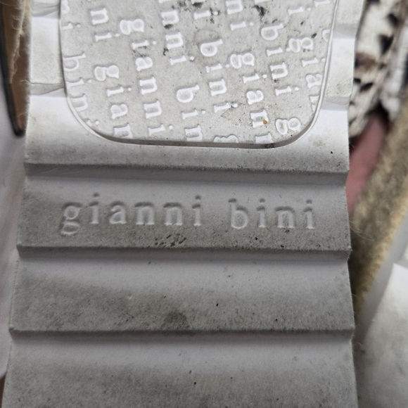 Gianni Bini Neutral Snake Leather Espadrille Sandals Women 9.5  Slide Platform - Picture 6 of 10